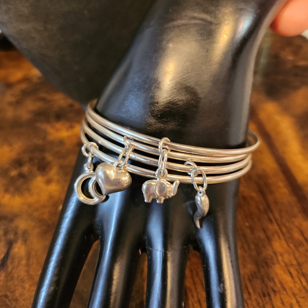 925 Sterling Silver 4 bangles with charms